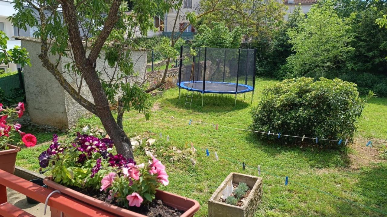 Studio Apartment Jemi بولا المظهر الخارجي الصورة