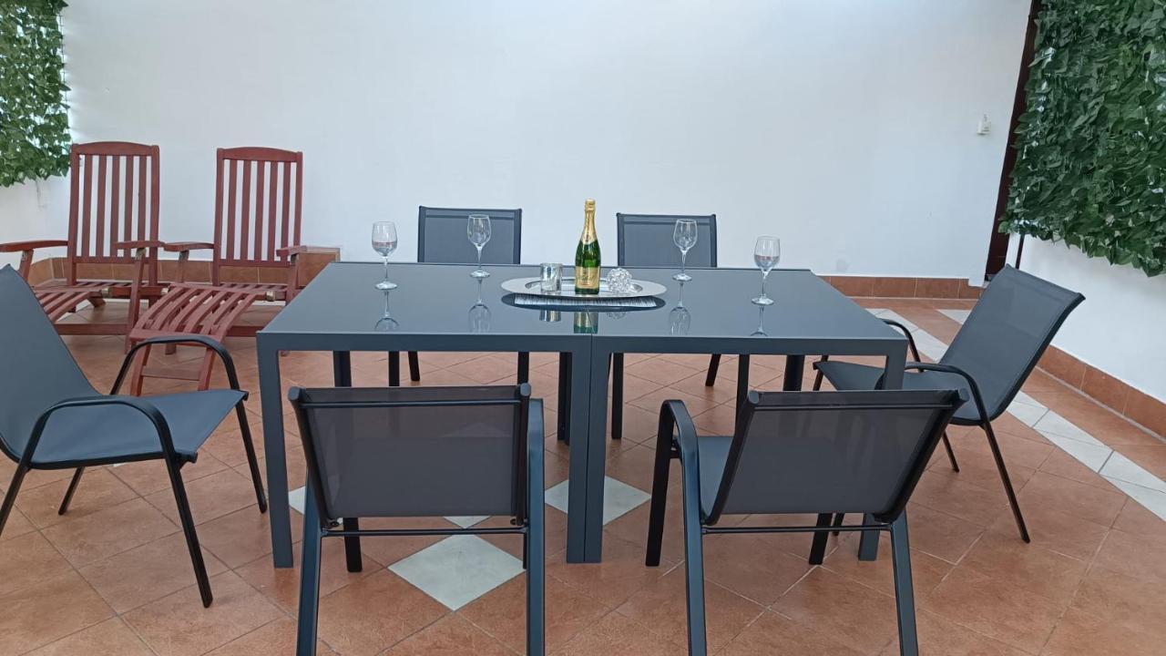 Studio Apartment Jemi بولا المظهر الخارجي الصورة