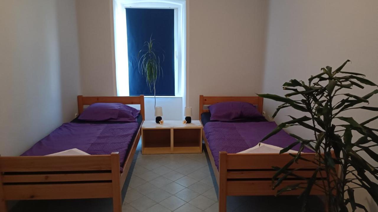 Studio Apartment Jemi بولا المظهر الخارجي الصورة