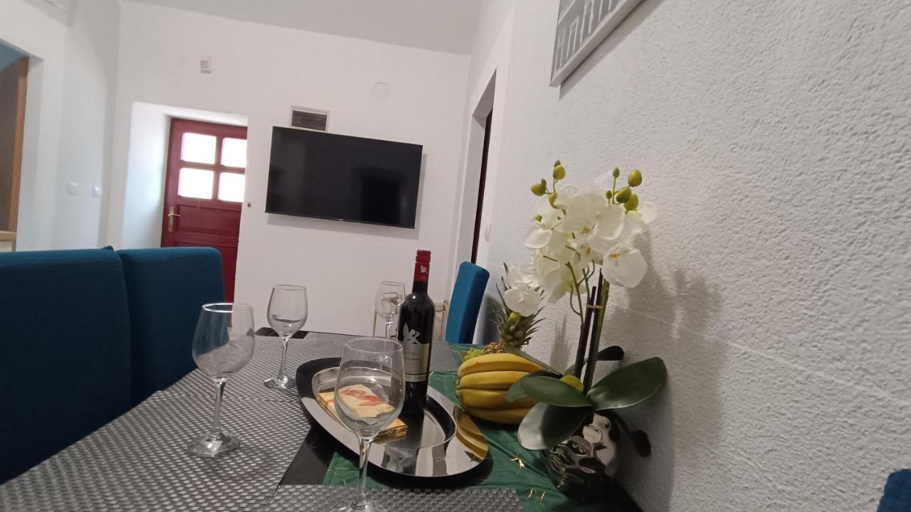 Studio Apartment Jemi بولا المظهر الخارجي الصورة